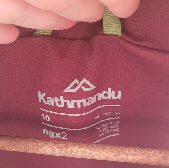 Kathmandu Rain Jacket - Picture 2 of 6